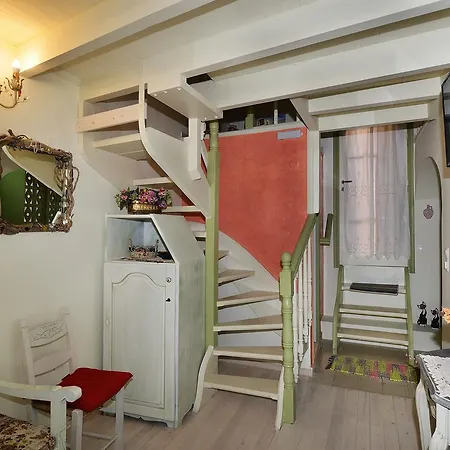 Casa Della Favola Boutique *